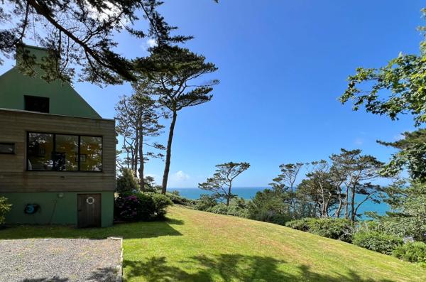 Maison avec vue mer exceptionnelle sur Plouguerneau