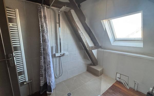 Appartement à vendre    4 pièces • 84 m2 Auxerre