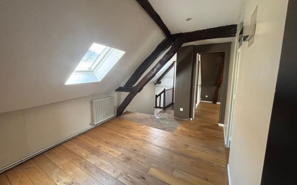 Appartement à vendre    4 pièces • 84 m2 Auxerre