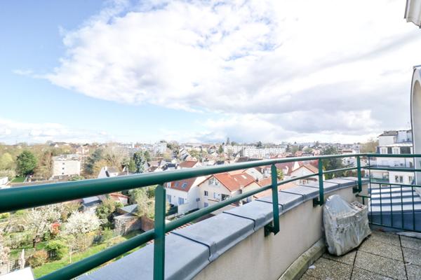 Appartement 3 Pièces à LOUER- 2 Chambres - Terrasse et parking