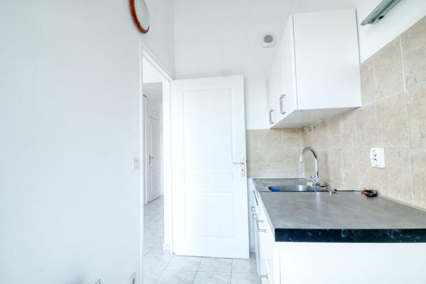 Appartement 3 Pièces à LOUER- 2 Chambres - Terrasse et parking