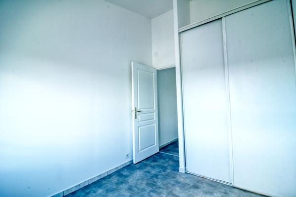 Appartement 3 Pièces à LOUER- 2 Chambres - Terrasse et parking