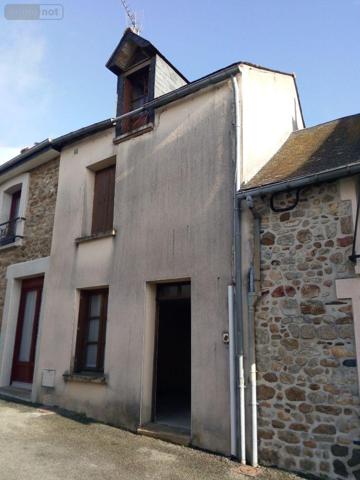 Maison de ville à vendre à Villaines-la-Juhel en Mayenne (53700), ref : 1295