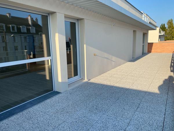 APPARTEMENT 97.4M² TERRASSE ET PARKING