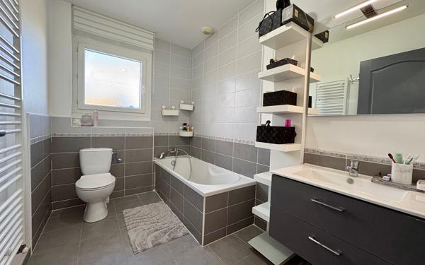 Maison à vendre    4 pièces • 88 m2 Rumilly