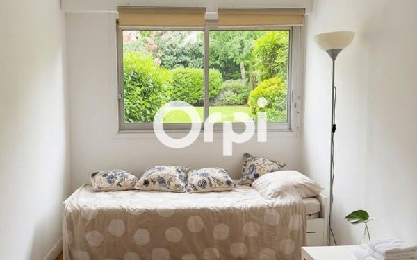 Appartement à vendre    1 pièce • 13 m2 Paris 20