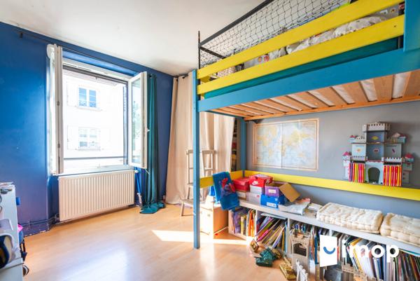 Maison individuelle de 4 chambres avec grange sur terrain de 730m²