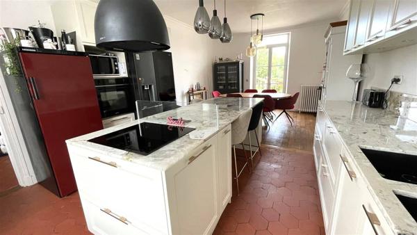 Maison Gretz Armainvilliers 8 pièce(s) 154 m2
