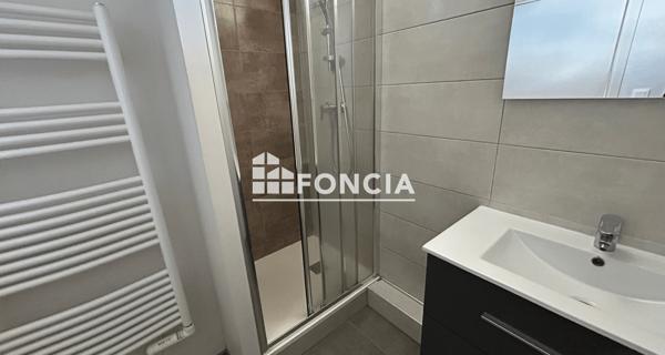 Location Appartement 3 pièces 61.54 m² - Bourg-lès-valence 26500