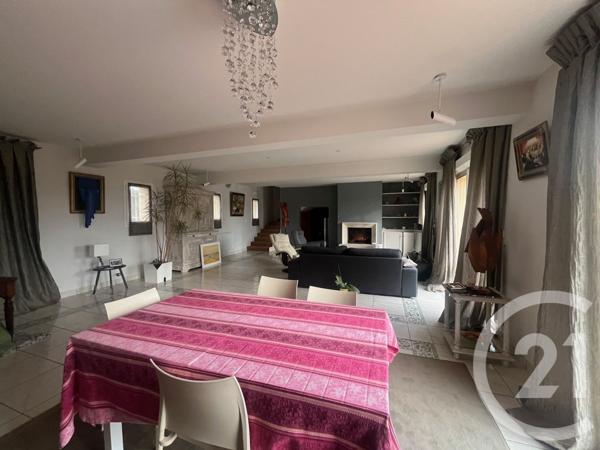 Maison à vendre  8 pièces - 250 m2 SENILLE ST SAUVEUR - 86