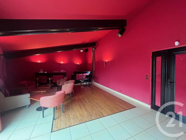 Maison à vendre  8 pièces - 250 m2 SENILLE ST SAUVEUR - 86