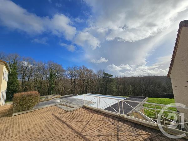 Maison à vendre  8 pièces - 250 m2 SENILLE ST SAUVEUR - 86