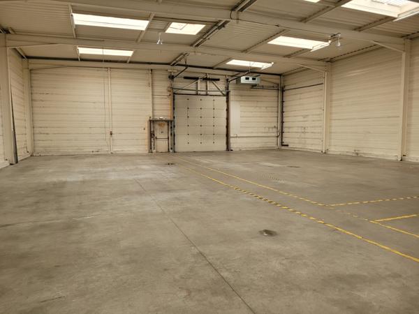 Local D’activité 850m² – La chapelle sur erdre
