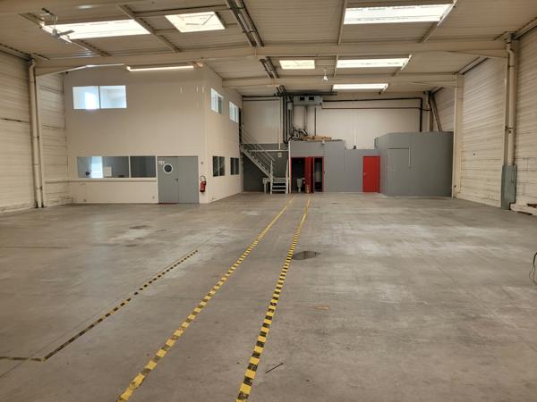 Local D’activité 850m² – La chapelle sur erdre