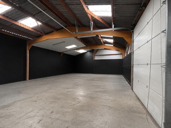 Local D’activité 210m² – Ste gemmes sur loire