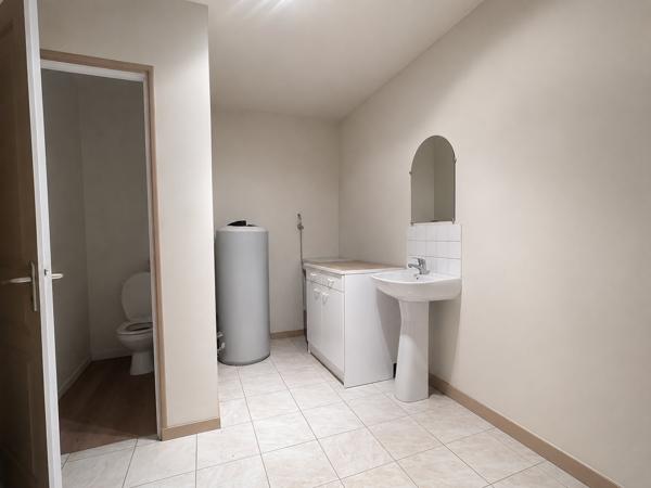 Local D’activité 210m² – Ste gemmes sur loire