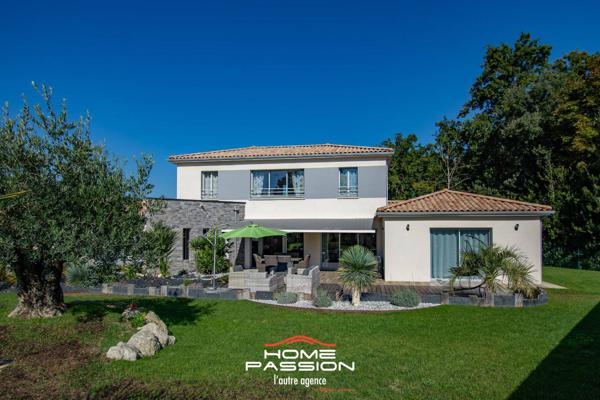 LES MATHES  MAISON CONTEMPORAINE DE 2023 DANS RÉSIDENCE PRIVÉE INTIMISTE