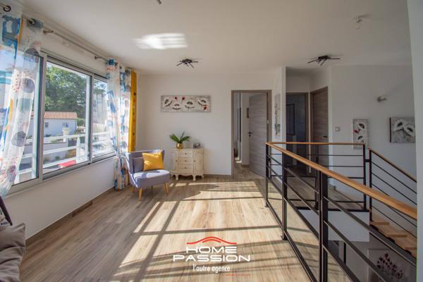 LES MATHES  MAISON CONTEMPORAINE DE 2023 DANS RÉSIDENCE PRIVÉE INTIMISTE