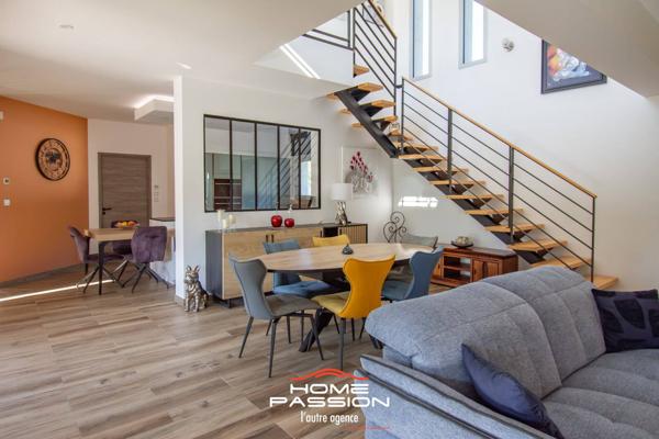 LES MATHES  MAISON CONTEMPORAINE DE 2023 DANS RÉSIDENCE PRIVÉE INTIMISTE