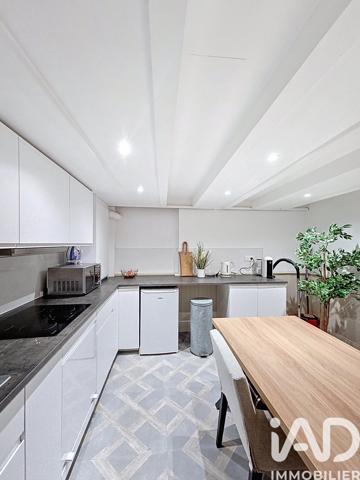 Murs commerciaux  à vendre 129,39 m² Lyon 4