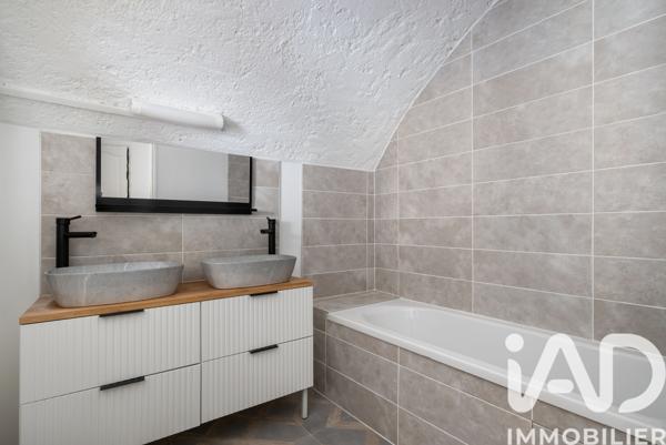 Murs commerciaux  à vendre 129,39 m² Lyon 4
