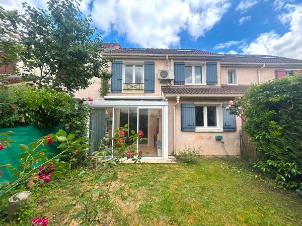 EXCLUSIVITÉ - MAISON DE 6 PIECES A VENDRE A PLAISIR - AQUEDUC PHARMACIE