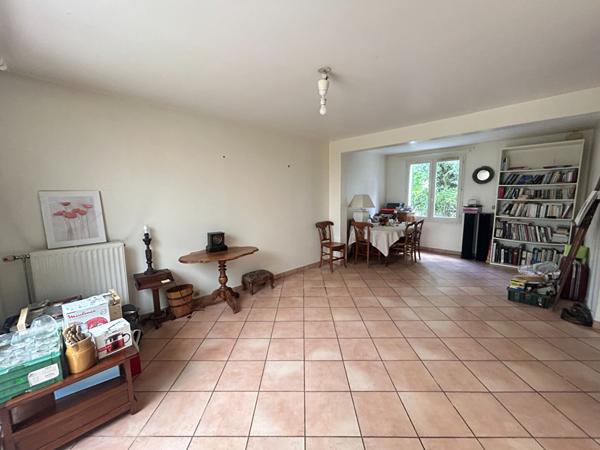 EXCLUSIVITÉ - MAISON DE 6 PIECES A VENDRE A PLAISIR - AQUEDUC PHARMACIE