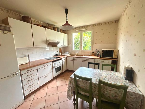 EXCLUSIVITÉ - MAISON DE 6 PIECES A VENDRE A PLAISIR - AQUEDUC PHARMACIE