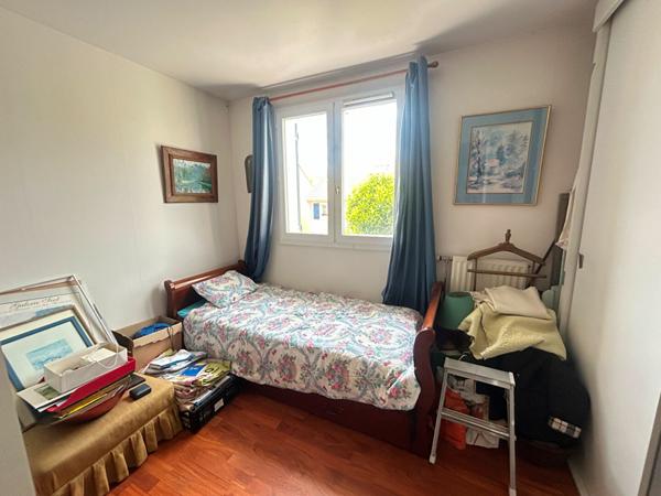 EXCLUSIVITÉ - MAISON DE 6 PIECES A VENDRE A PLAISIR - AQUEDUC PHARMACIE