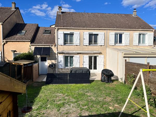 Maison Dourdan 5 pièce(s)