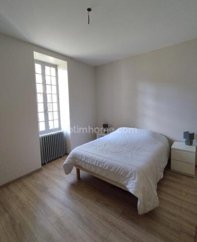 ANGOULEME. Maison 145 m², 4 chambres, jardin clos.