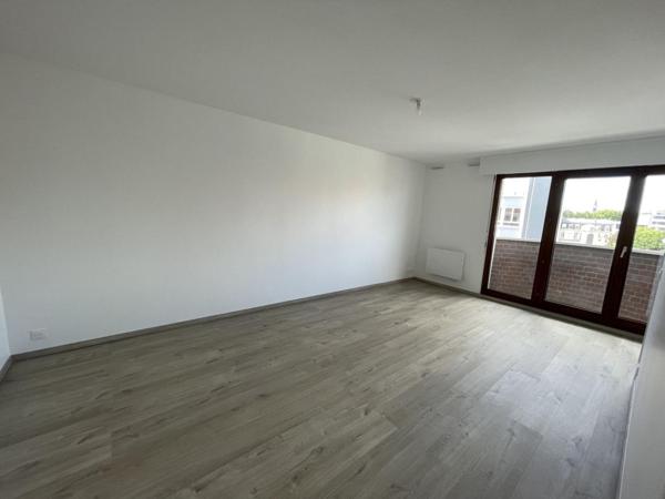 A LOUER : T2 à LAMBERSART • Rue de la Carnoy - LAMBERSART • 950 € CC • Réf. 5940