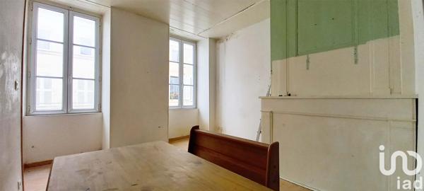 Immeuble à vendre 332 m² Mauzé-sur-le-Mignon