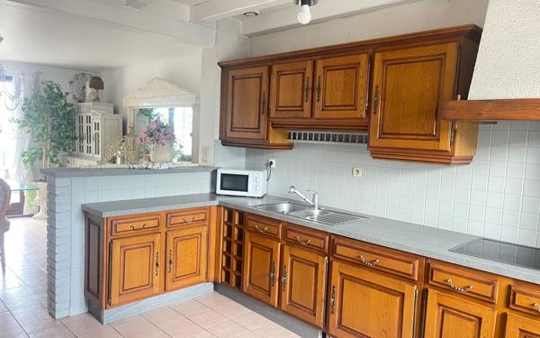 Maison à vendre    6 pièces •  Sainte-Geneviève-des-Bois