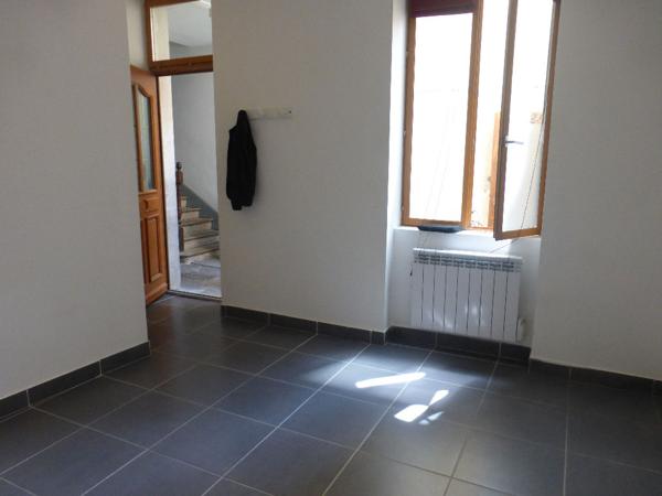 Location appartement Dijon - 1 pièce(s) - 15 m² - 315 € par mois