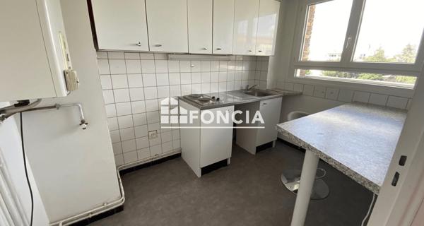 Location Studio 32.84 m² - ÉLancourt 78990