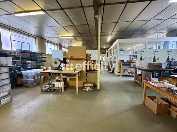 Local Commercial 8 pièces - 540 m² Exclusivité efficity