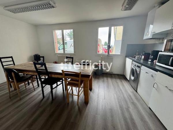 Local Commercial 8 pièces - 540 m² Exclusivité efficity