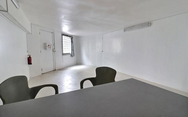 Appartement à vendre    1 pièce • 26,10 m2 Paris 19