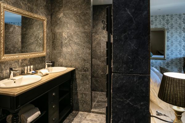 Loriol-du-Comtat (84870) DOMAINE D’EXCEPTION AU CŒUR DU COMTAT VENAISSIN – Vue panoramique Mont Ventoux, chevaux, vignes..