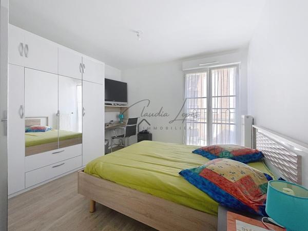 MAGNIFIQUE!!! F4 AVEC TERRASSE ET PARKING