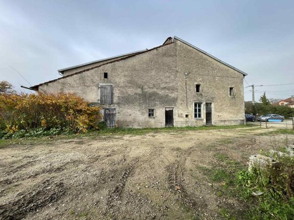 MAISON A RENOVER AVEC 6500 M² DE TERRAIN