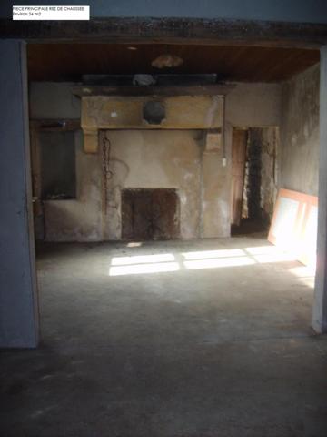 MAISON A RENOVER AVEC 6500 M² DE TERRAIN