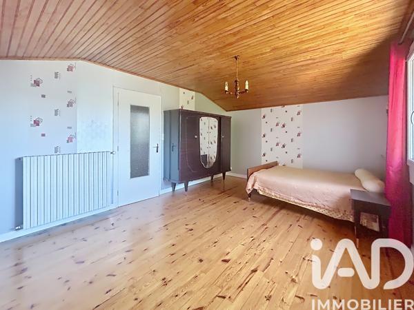 Maison à vendre 6 pièces 135 m² Saint-Pal-de-Mons