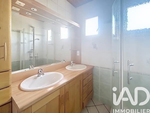 Maison à vendre 6 pièces 135 m² Saint-Pal-de-Mons