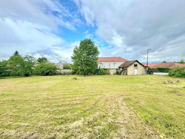 Terrain constructible de 1156 m2