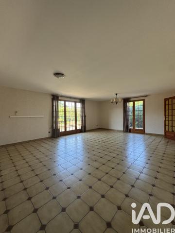 Maison à vendre 10 pièces 214 m² Trouy
