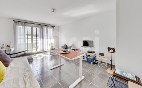 Appartement à vendre    3 pièces • 69 m2 Dammartin-en-Goële