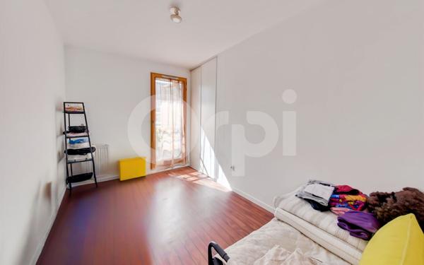 Appartement à vendre    3 pièces • 69 m2 Dammartin-en-Goële