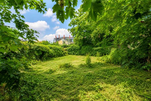 Immeuble Varennes Vauzelles, 258m2, investissement, local commercial, terrain, proche commerces, 2H30 de Paris